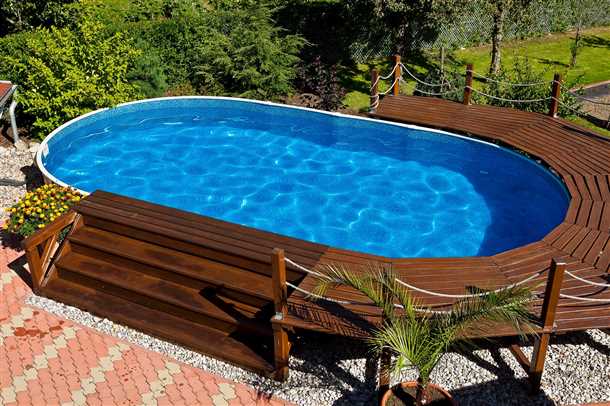 Дачный бассейн - это прекрасная возможность сделать лето еще более приятным и комфортным. Здесь можно не только охладиться в жаркий день, но и проводить время с семьей и друзьями, наслаждаясь водными развлечениями. Однако, чтобы бассейн всегда оставался чистым и безопасным для купания, необходимо регулярно ухаживать за ним.